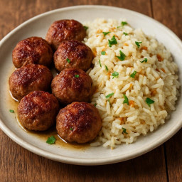 Entree: Turkey – Anatolia – Köfte Pilavı (Small meatballs with rice pilaf) recipe